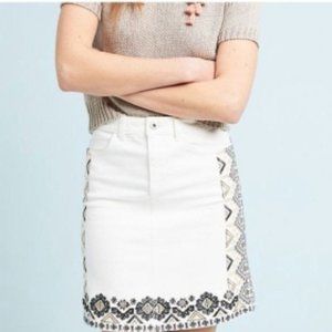 Pilcro Anthropologie white jean embroidered skirt sz 6